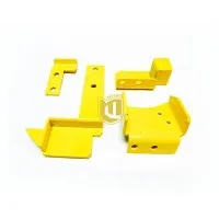 Jakie są wymagania dotyczące ochrony przed oblodzeniem części blaszanych stos...